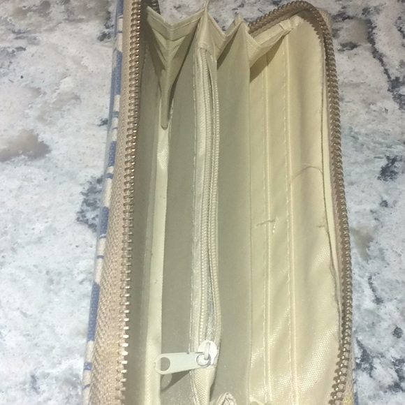 Wallet - Picture 2 of 2